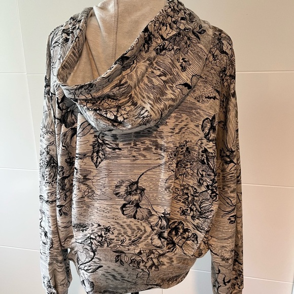 Athleta Balance hoodie in Eden floral print L - Picture 3 of 9